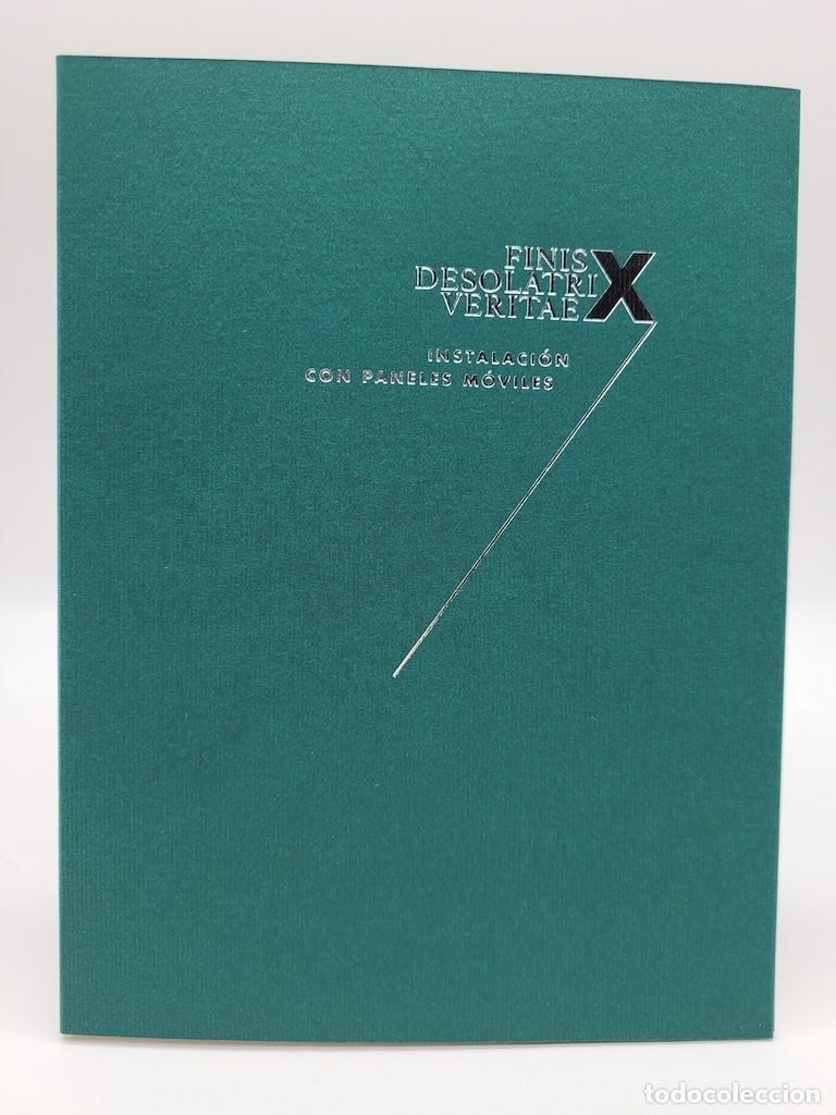 Libri di seconda mano: RODR&Iacute;GUEZ-GAONA, Mart&iacute;n. - Finis desolatrix veritae. Instalaci&oacute;n con paneles m&oacute;viles.