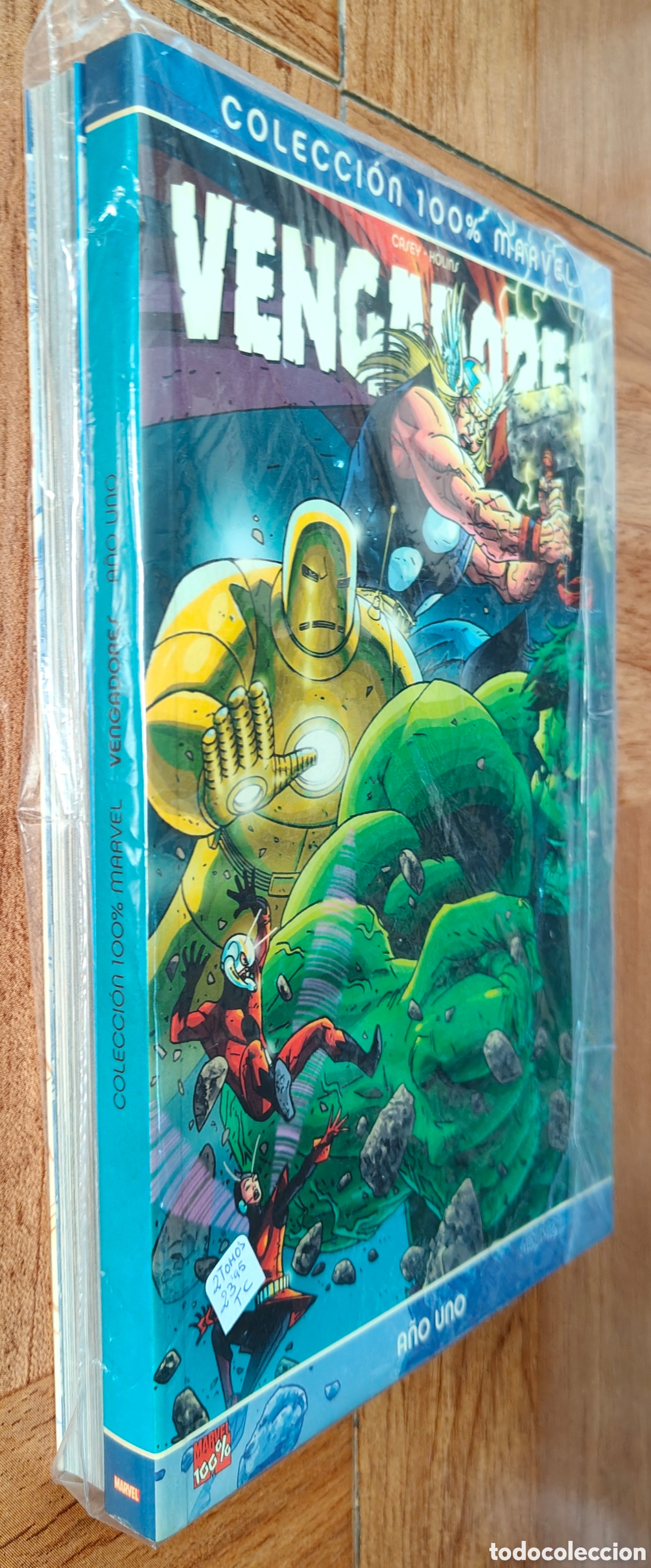 B&uuml;cher: Vengadores: A&ntilde;o Uno / A&ntilde;o Dos � 2 Vol&uacute;menes � 100% Marvel � Panini - VV. AA.