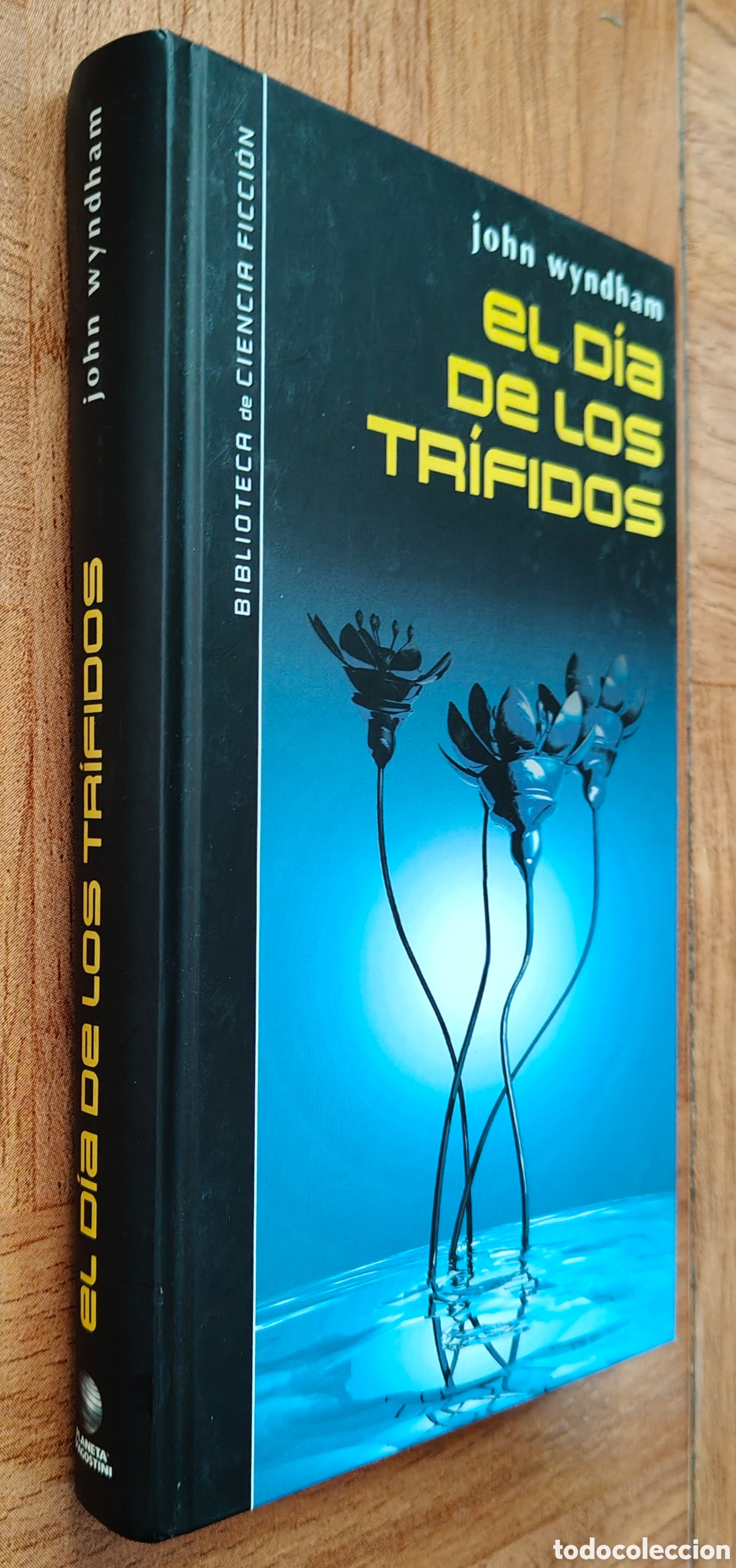 Libri di seconda mano: El D&iacute;a de los Tr&iacute;fidos � Planeta DeAgostini - John Wyndham
