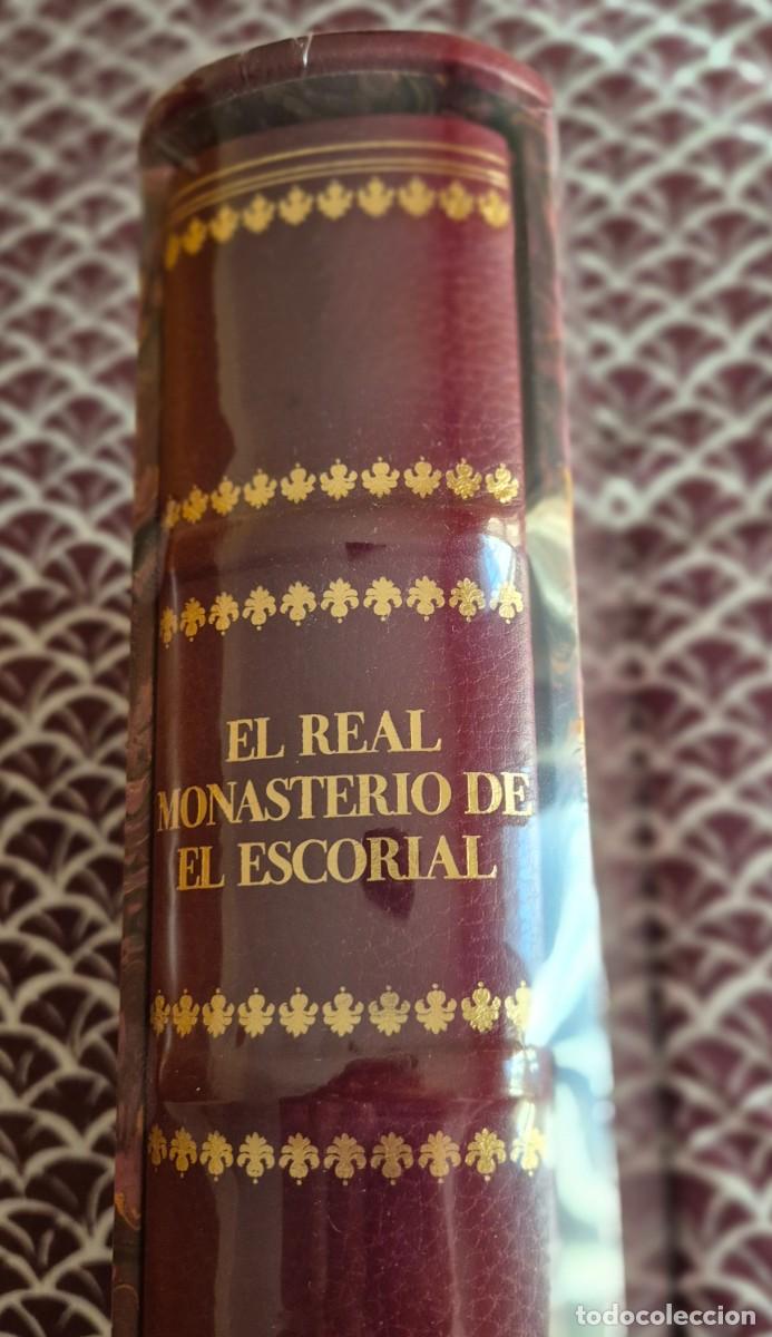 Libros: EL REAL MONASTERIO DE EL ESCORIAL &ndash; EDICI&Oacute;N DE LUJO FMR, EJEMPLAR NUMERADO - Foto 2