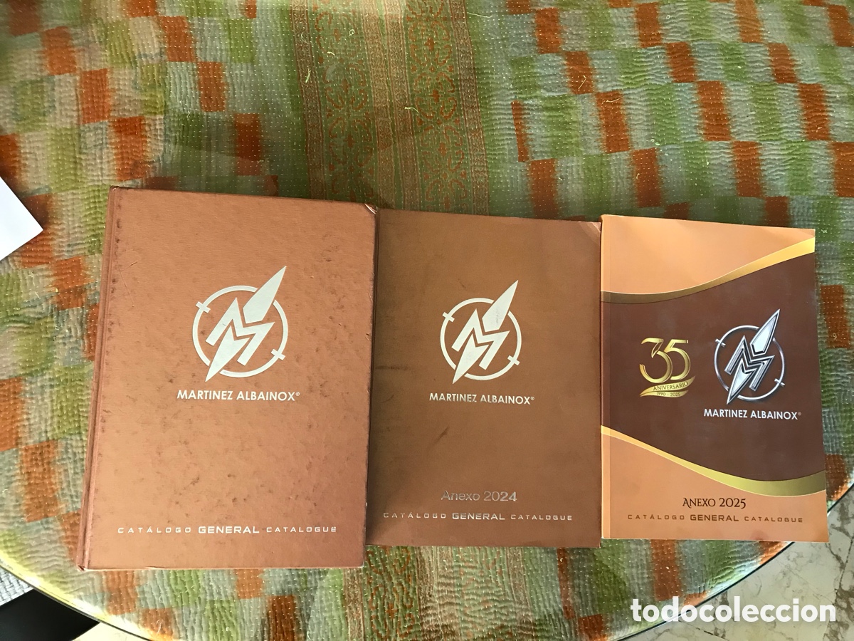 Livres: Martinez, Albainox. Cat&aacute;logo general 2023. Anexo 2024 y 2025.
