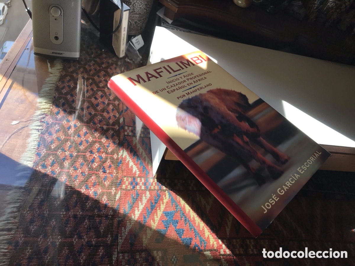 Libri di seconda mano: Mafilimbi. Inicio y auge de un cazador profesional espa&ntilde;ol en &Aacute;frica. Por Manferland
