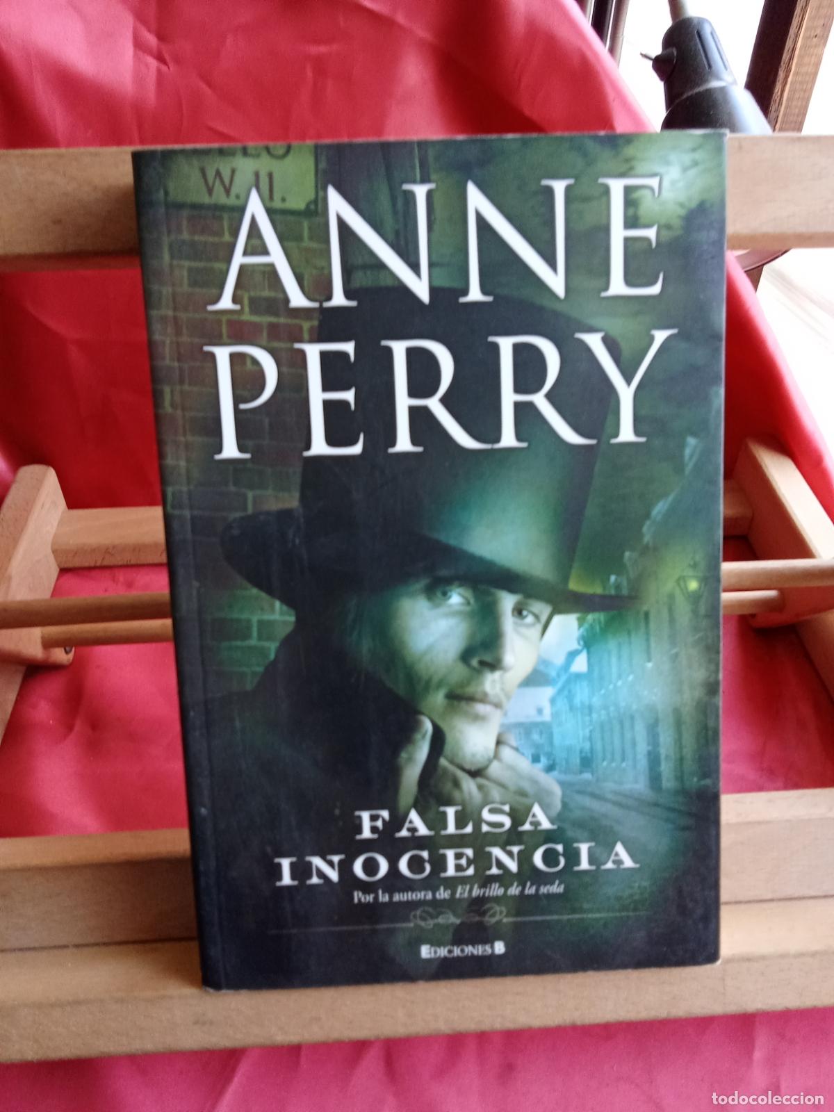 Libros: Falsa inocencia. Anne Perru L.2608-562