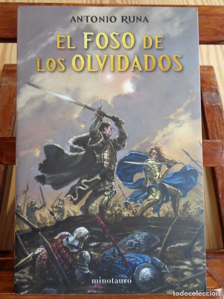 Libros: EL FOSO DE LOS OLVIDADOS - ANTONIO RUNA