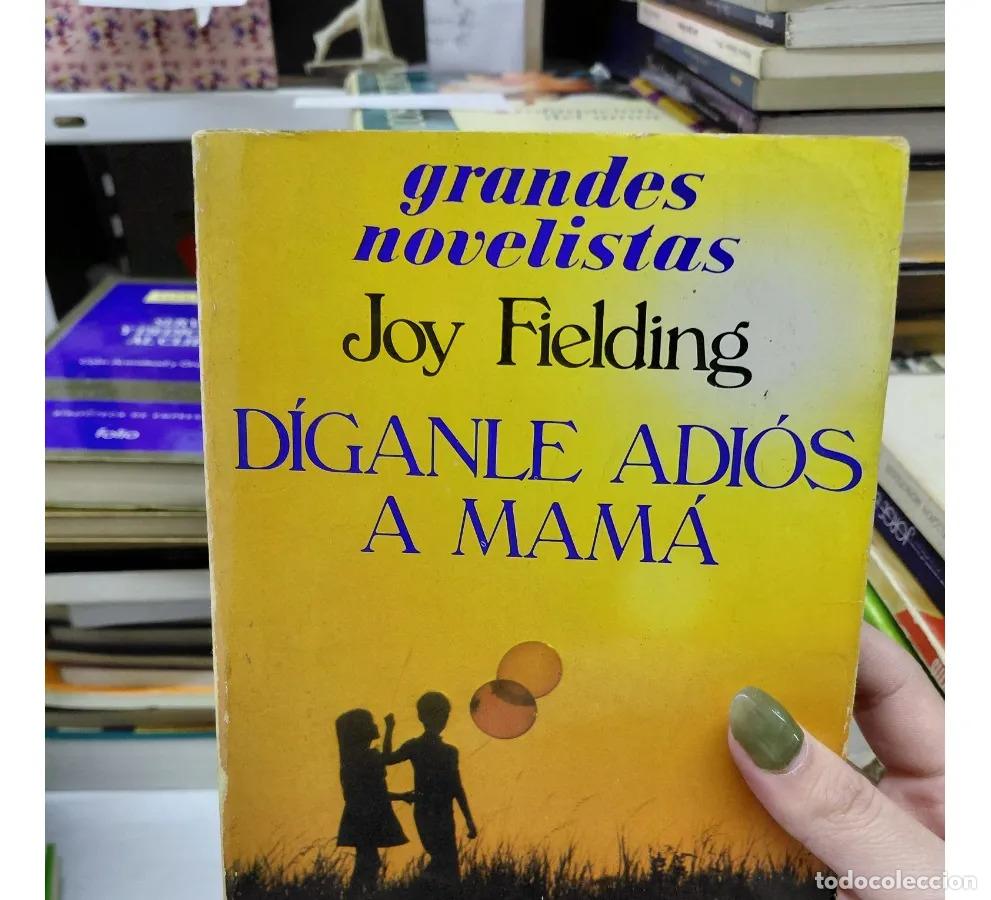 books: Diganle adios a mam&aacute; (det.) - Fielding