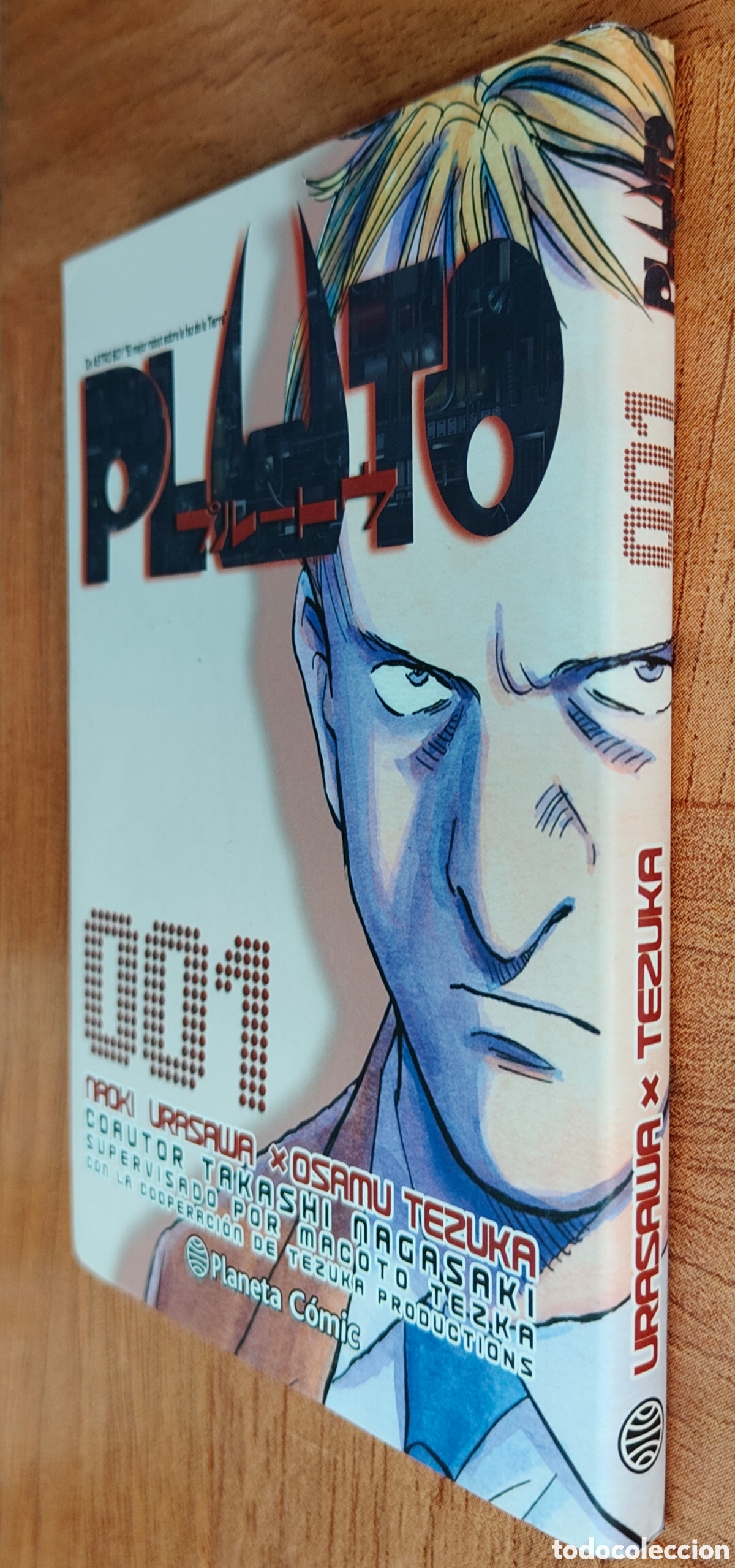 books: Pluto � N&uacute;mero 001 � Planeta C&oacute;mic - Naoki Urasawa / Osamu Tezuka