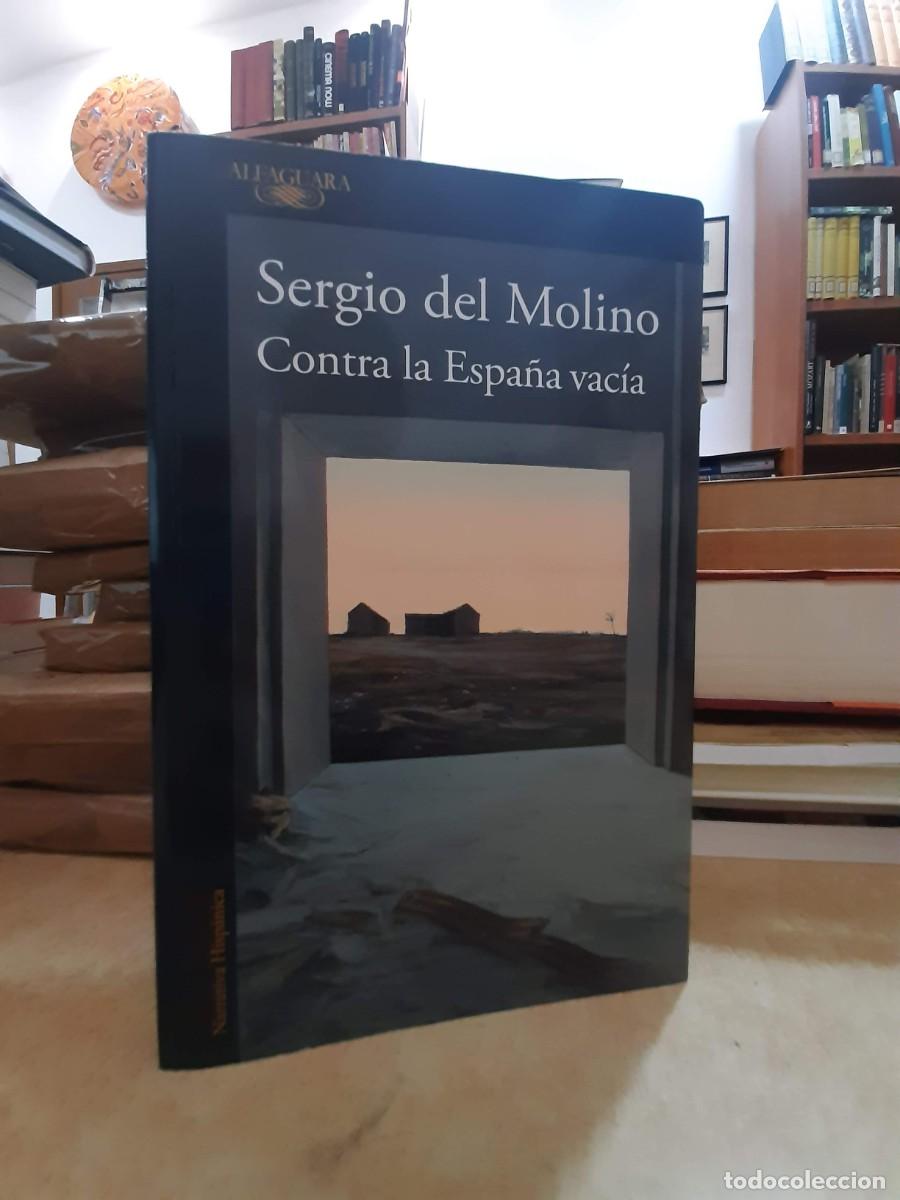B&uuml;cher: CONTRA LA ESPA&Ntilde;A VAC&Iacute;A. - SERGIO DEL MOLINO.