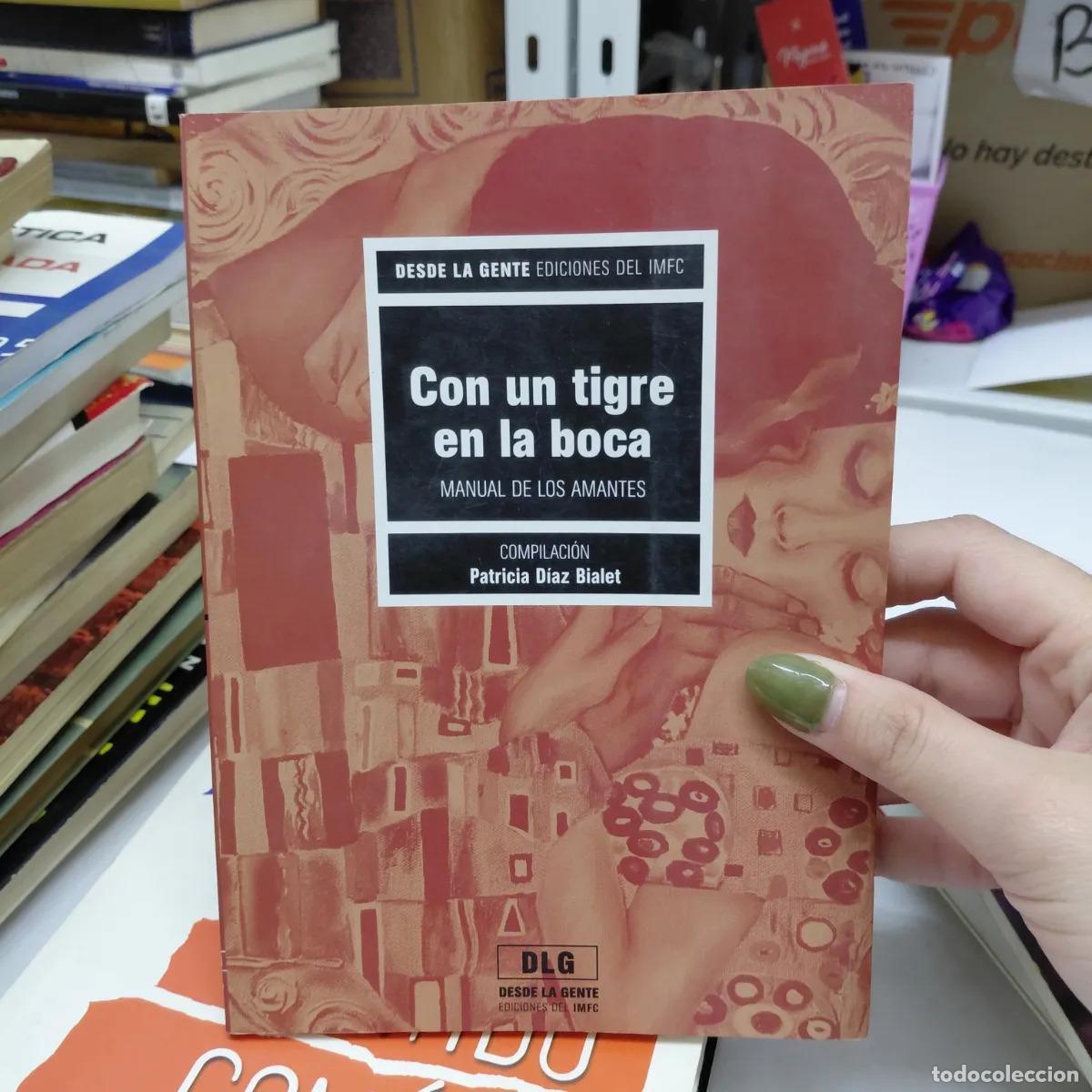 Libros: Con un tigre en la boca - Bialet