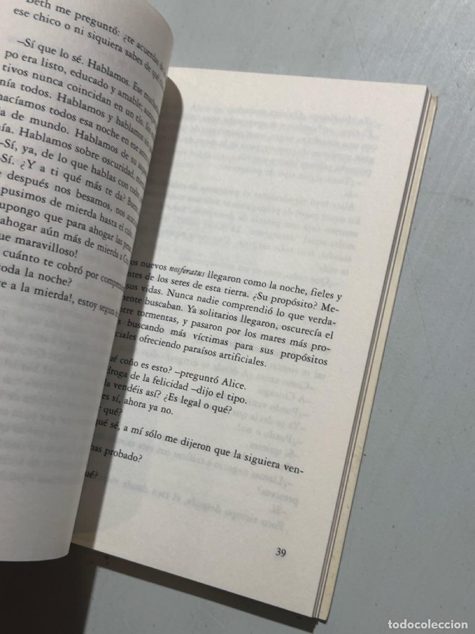 Libros: Violeta Hernando - Muertos o algo mejor - Foto 2