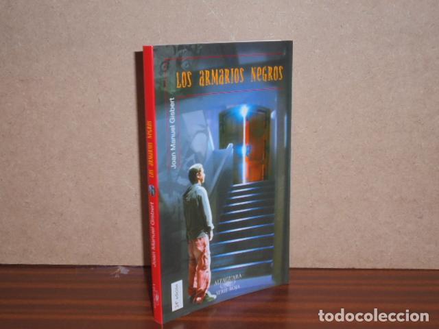 Libri di seconda mano: LOS ARMARIOS NEGROS - Gisbert, Joan Manuel