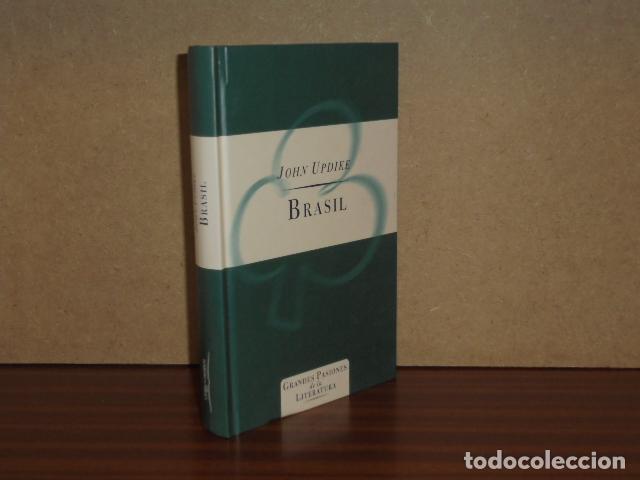 Livros em segunda m&atilde;o: BRASIL (John Updike) - Updike, John