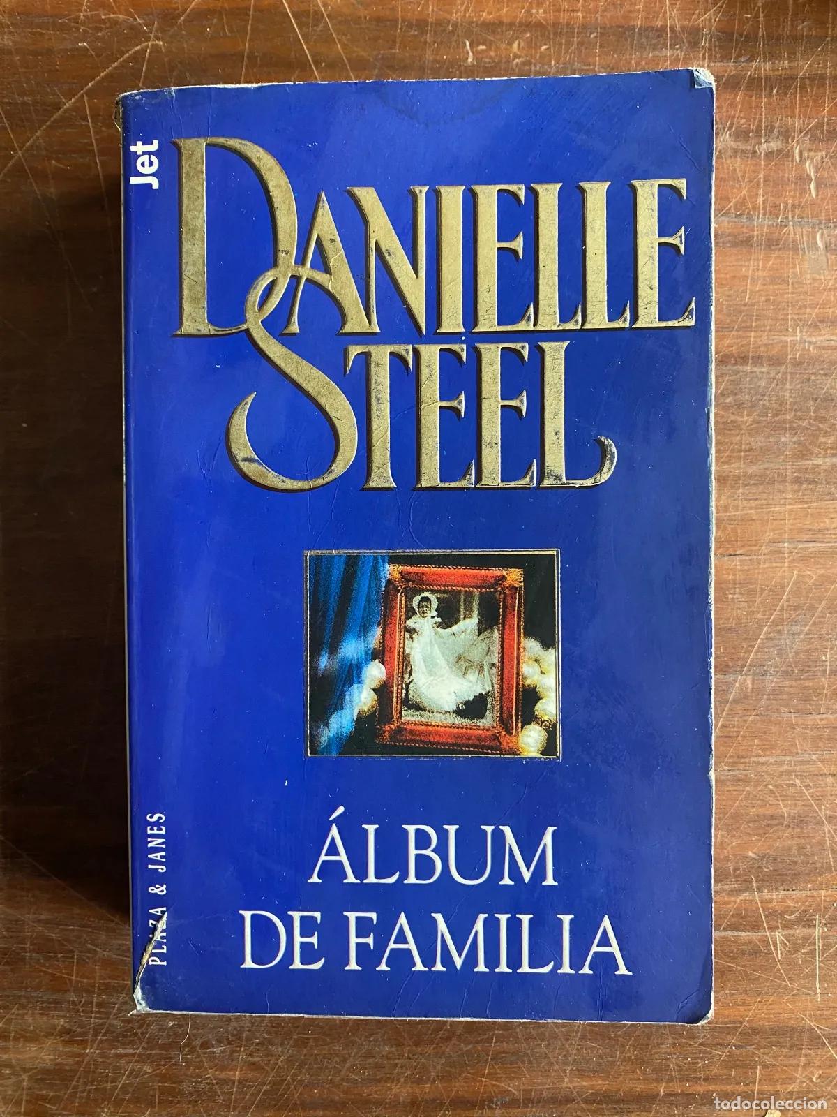Libri di seconda mano: Danielle Steel - aLBUM DE FAMILIA