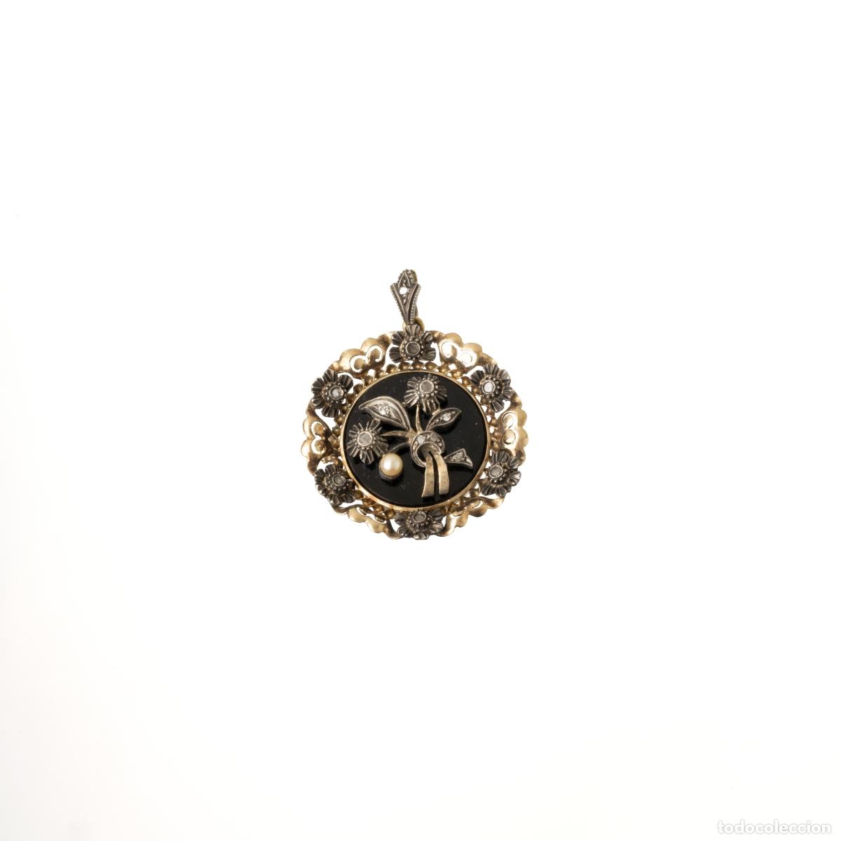 Libri di seconda mano: Joyer&iacute;a - Broche/colgante en plata y oro de 19,2 quilates.