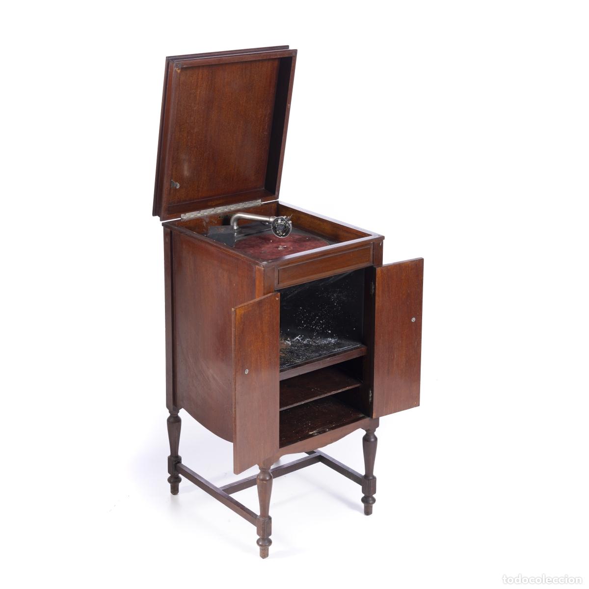 books: Muebles - Muebles para gram&oacute;fonos