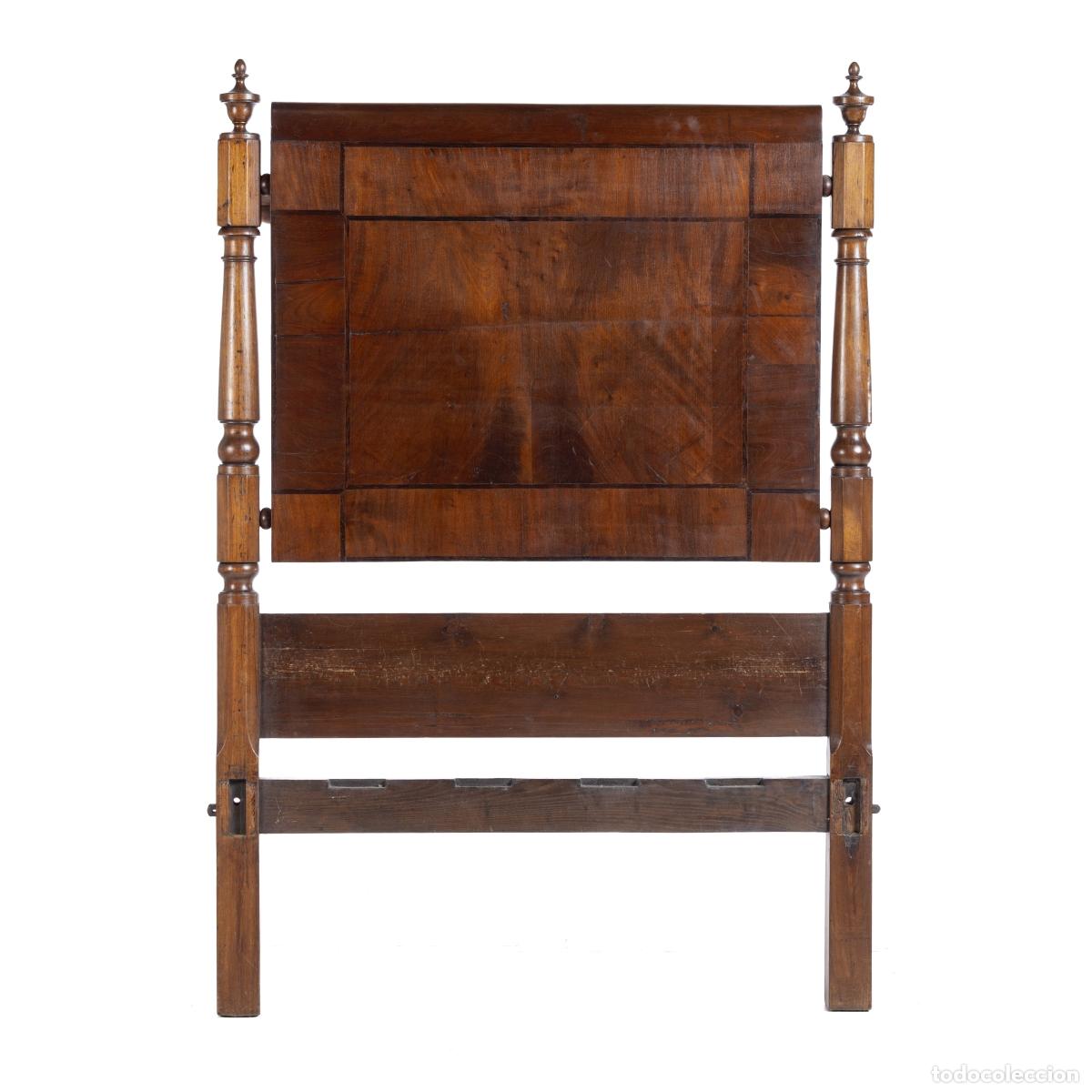 Livros em segunda m&atilde;o: Muebles - Cama de palisandro - siglo XIX