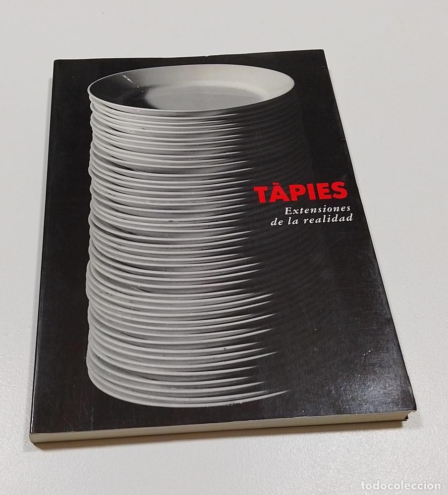 Libros: T&agrave;pies, extensiones de la realidad - vvaa