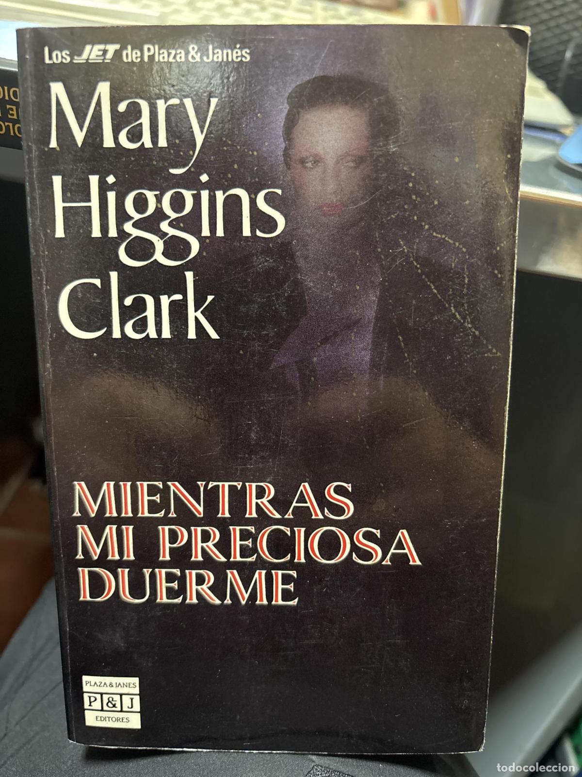 books: Mientras mi preciosa duerme - Mary Higgins Clark