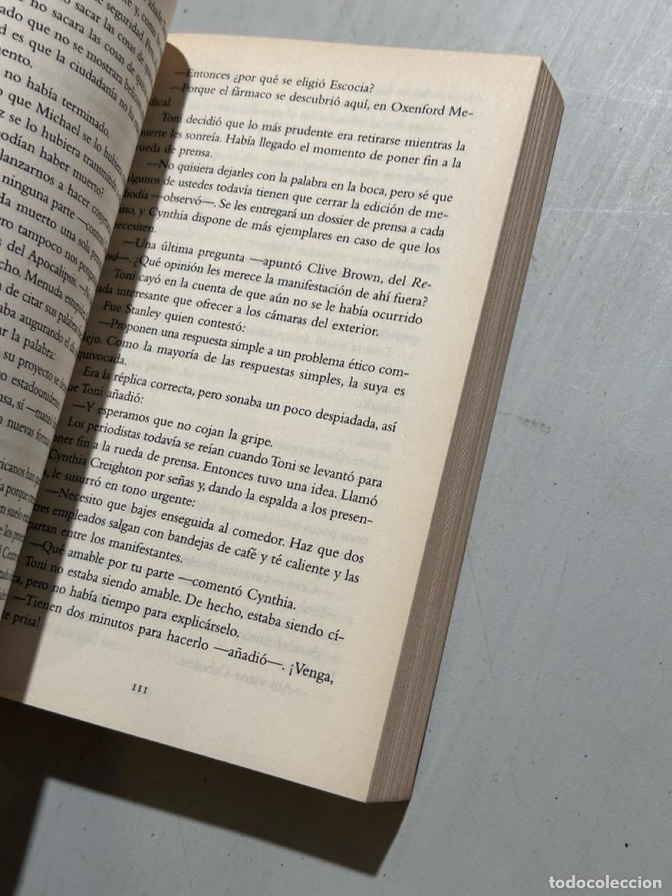 Libros: Ken Follett - En el blanco - Foto 2