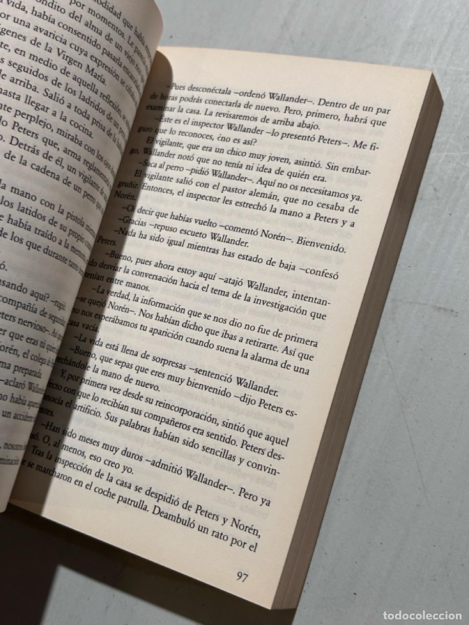 Libros: Henning Mankell - El hombre sonriente - Foto 2