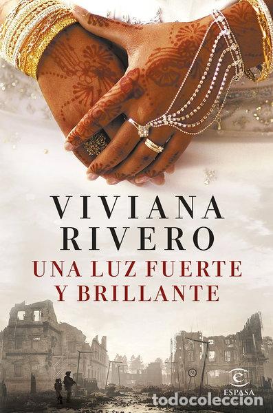 Libros: Una luz fuerte y brillante- 9788467065824