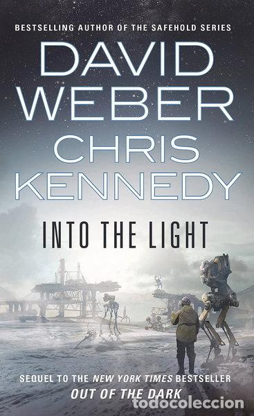 Libri di seconda mano: Into the Light- 9780765366924
