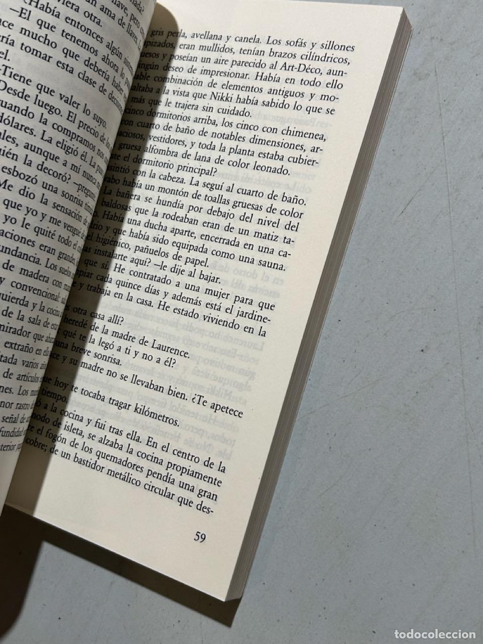 Libros: Sue Grafton - A de adulterio - Foto 2