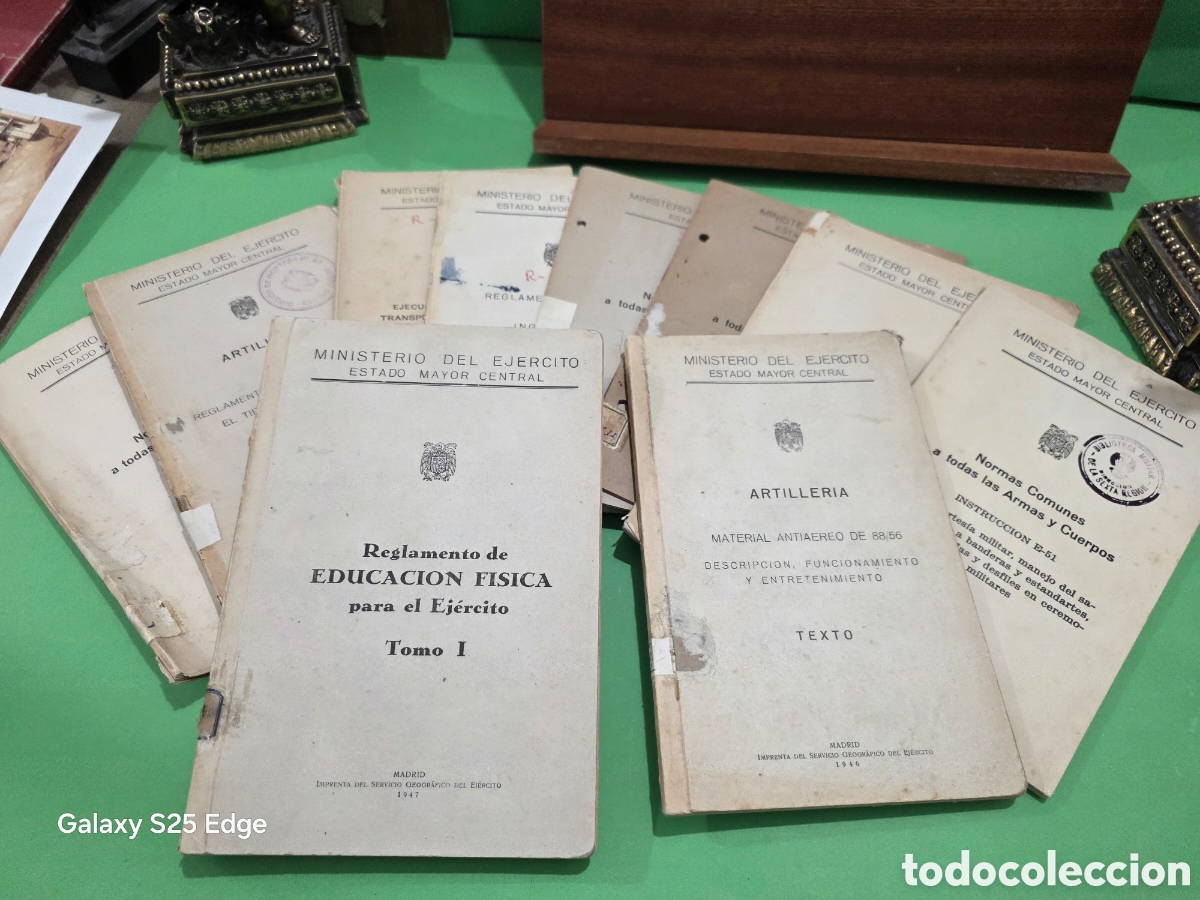 Libros: MINISTERIO DEL EJ&Eacute;RCITO...&rdquo;&rdquo;NORMAS Y REGLAMENTOS&rdquo;&rdquo;...10 EJEMPLARES...A&Ntilde;OS 40 Y 50...E. MAYOR CENTRAL