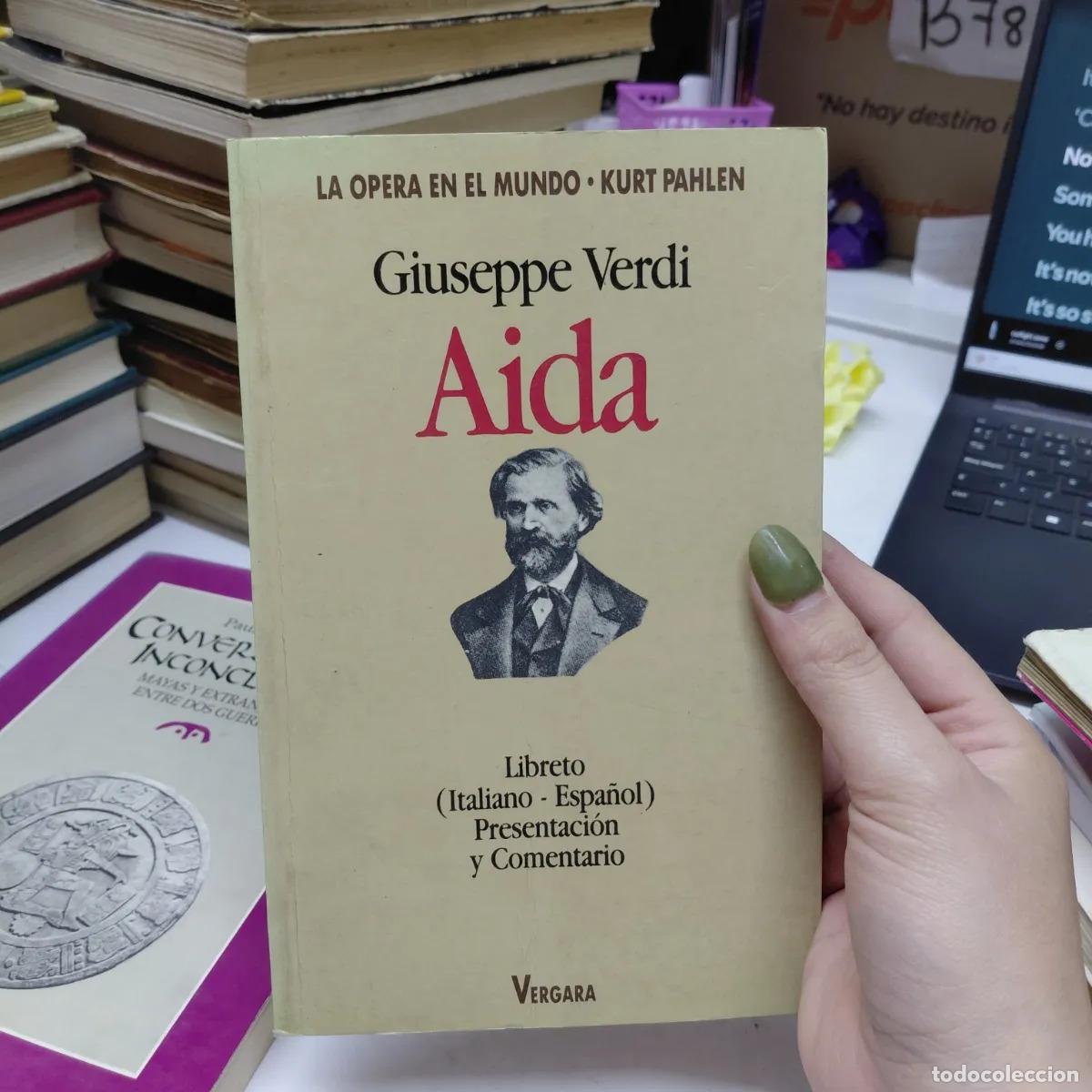 books: Aida - Verdi