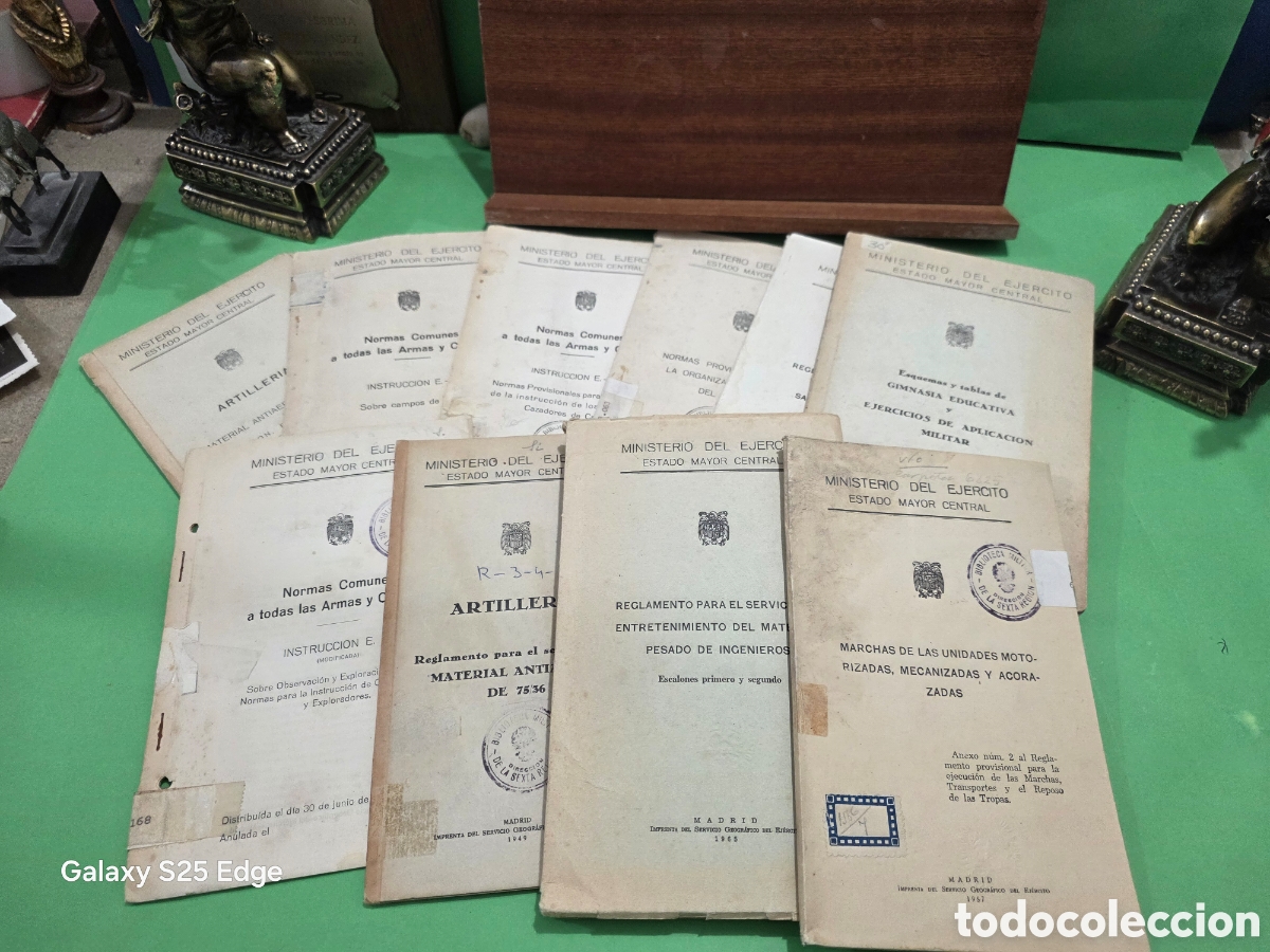 Livros em segunda m&atilde;o: MINISTERIO DEL EJ&Eacute;RCITO...&rdquo;&rdquo;NORMAS Y REGLAMENTOS&rdquo;&rdquo;...10 EJEMPLARES...A&Ntilde;OS 40/50/60....
