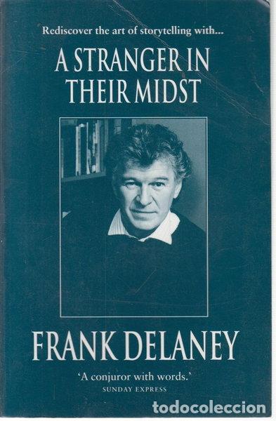 Libros: A Stranger in Their Midst- 9780002241892 - Foto 1