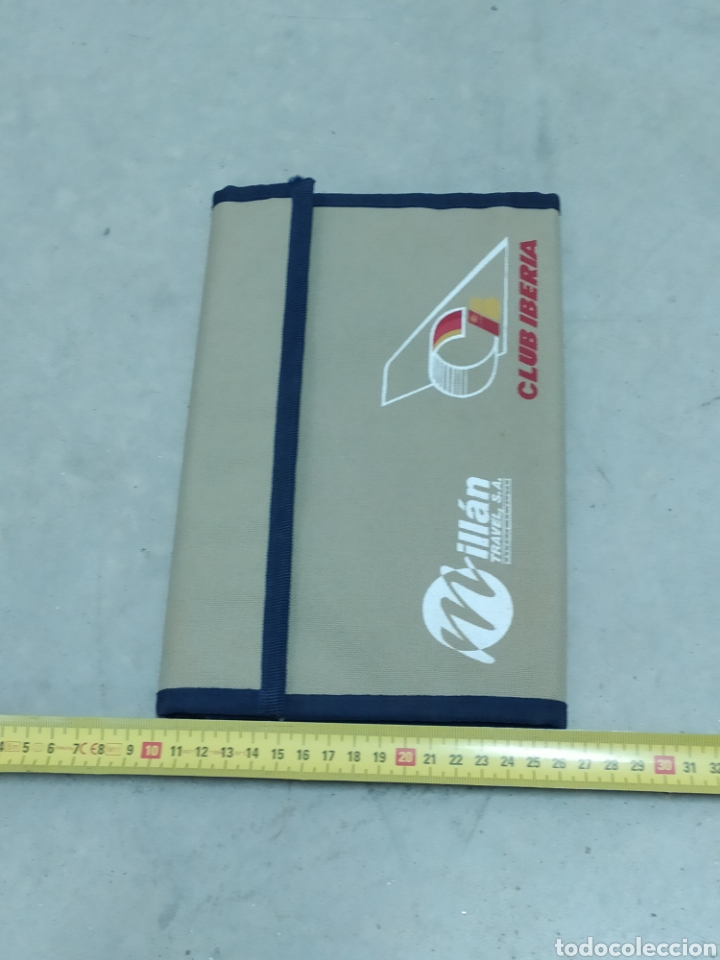 L&iacute;neas de navegaci&oacute;n: Cartera portadocumentos de Iberia para guardar billetes - Foto 3