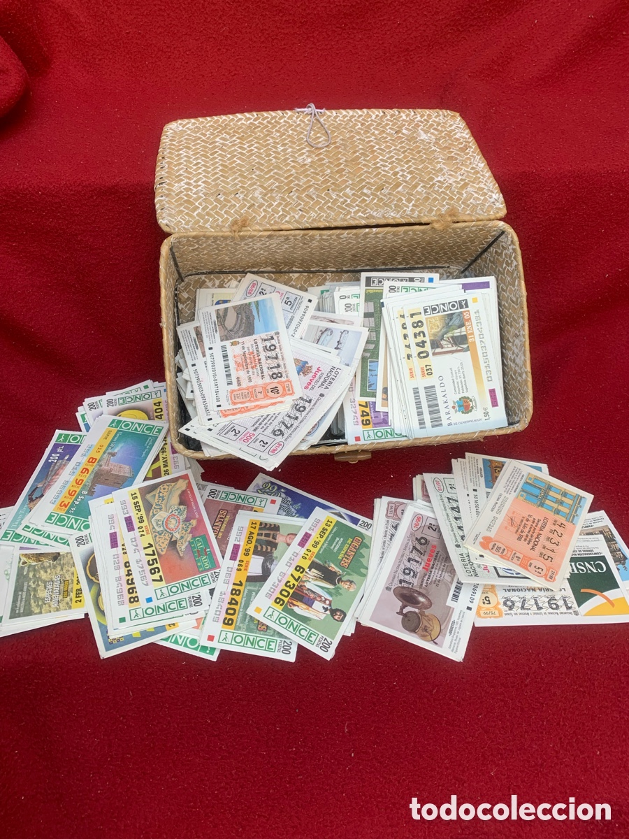 Loter&iacute;a nacional: ONCE y LOTERIA CUPONES y BILLETES A&Ntilde;OS 80/90 CON CAJA CESTA VINTAGE