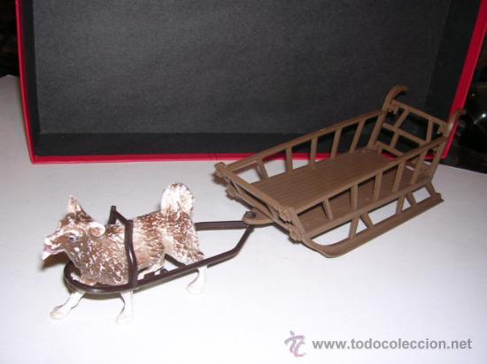Madelman: TRINEO CON PERRO MADELMAN - Foto 1