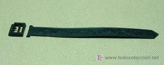 Madelman: COMPLEMENTO MADELMAN ORIGINAL, CINTURON CON IMAGEN DE SERPIENTE  (ROTO) - Foto 1