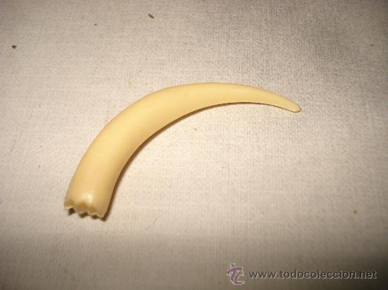 Madelman: Colmillo  . Accesorio Original de MADELMAN. - Foto 1