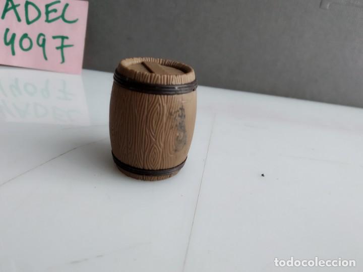 Madelman: accesorio original de madelman  barril grande - Foto 5