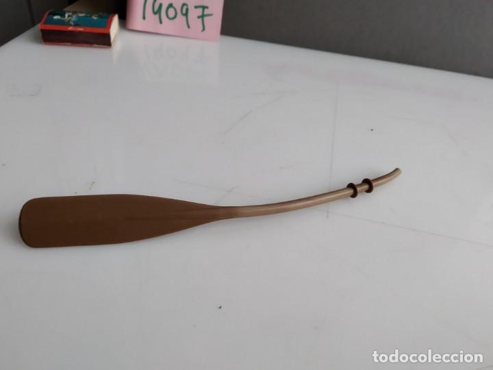 Madelman: accesorio original de madelman  remo balsa  cortado - Foto 2