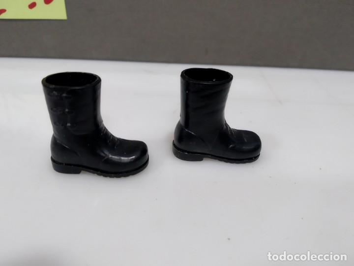 Madelman: ANTIGUO Y ORIGINAL AL 100% MADELMAN accesorios  botas - Foto 1