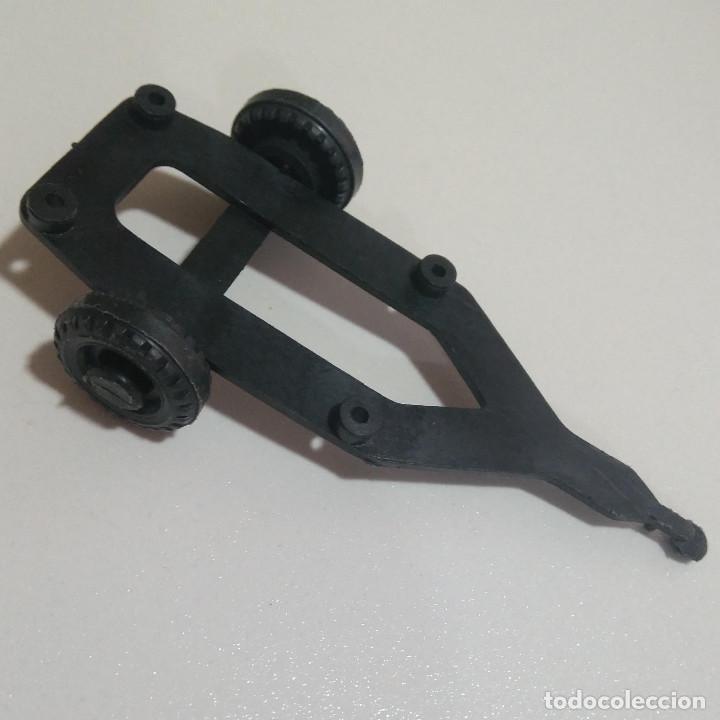 Madelman: remolque que no s&eacute; si es de madelman ? complemento coche accesorio vehiculo plastico - Foto 1