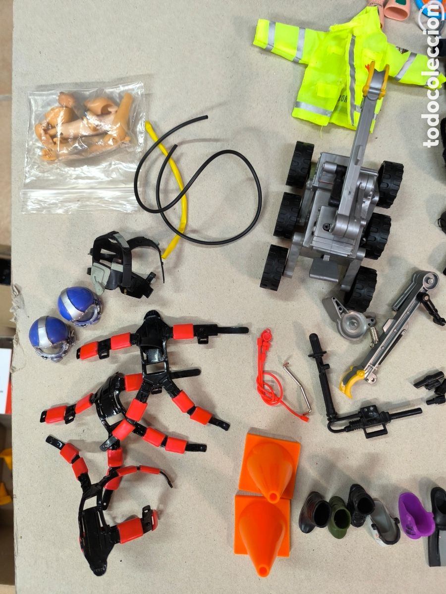 Madelman: MADELMAN PDJ LOTE ROPA Y COMPLEMENT0S - Foto 2