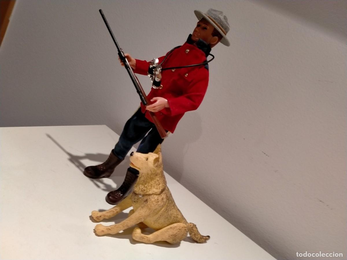 Madelman: Madelman Altaya Polic&iacute;a del Canad&aacute;+ perro - Foto 4