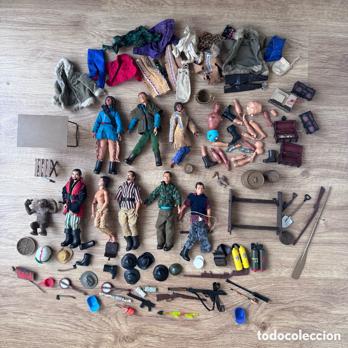 Madelman: Lote Madelman original a&ntilde;os 70 - varios mu&ntilde;ecos y accesorios - oeste indio pirata militar soldado