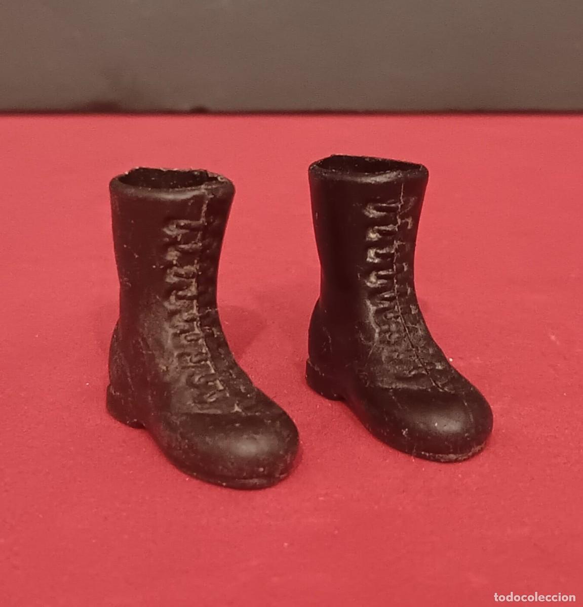 Madelman: BOTAS NEGRAS CON AGUJERO MILITAR FIGURA MADELMAN ORIGINAL VINTAGE