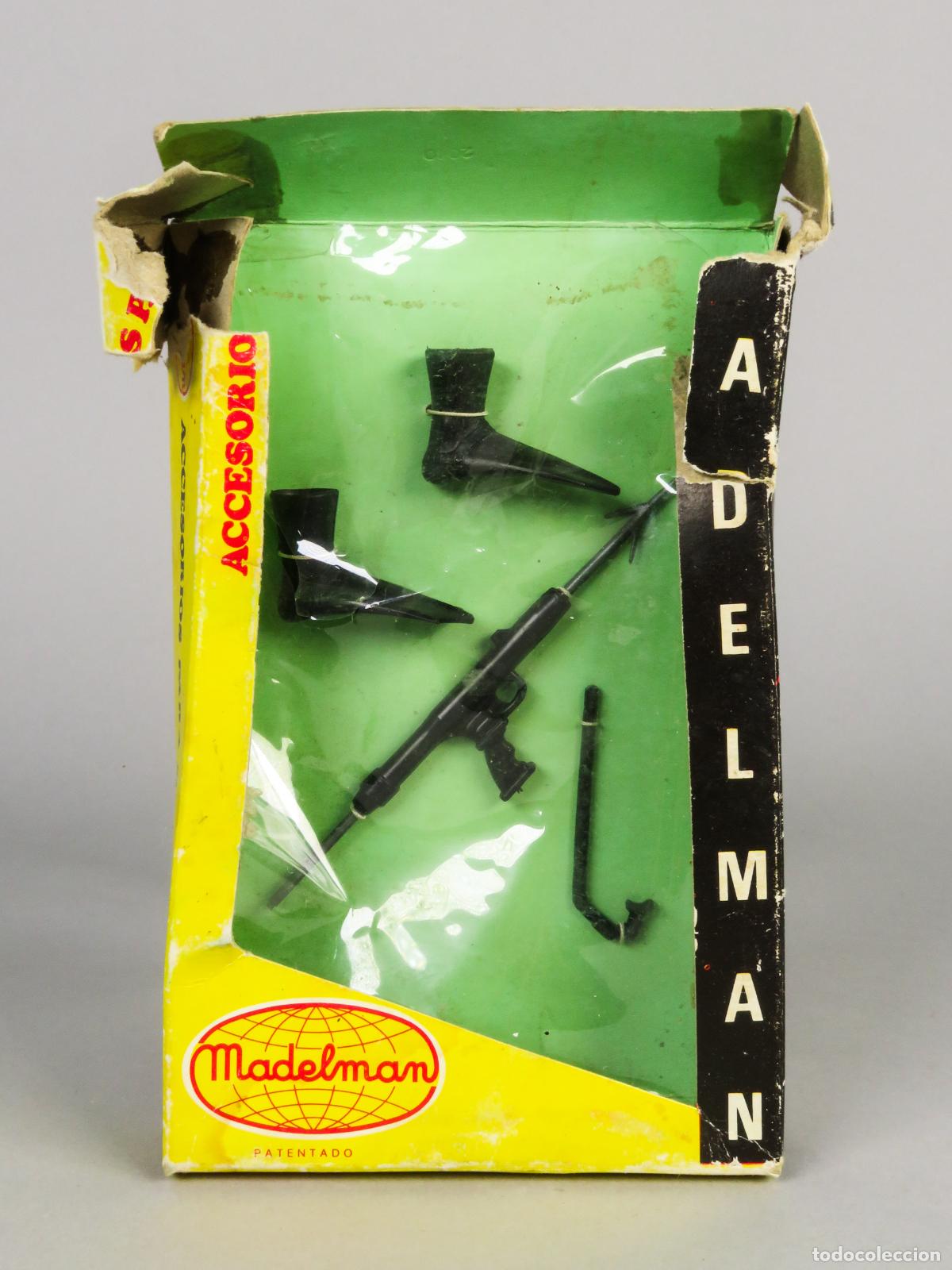 Madelman: Caja accesorios Madelman original a&ntilde;os 70