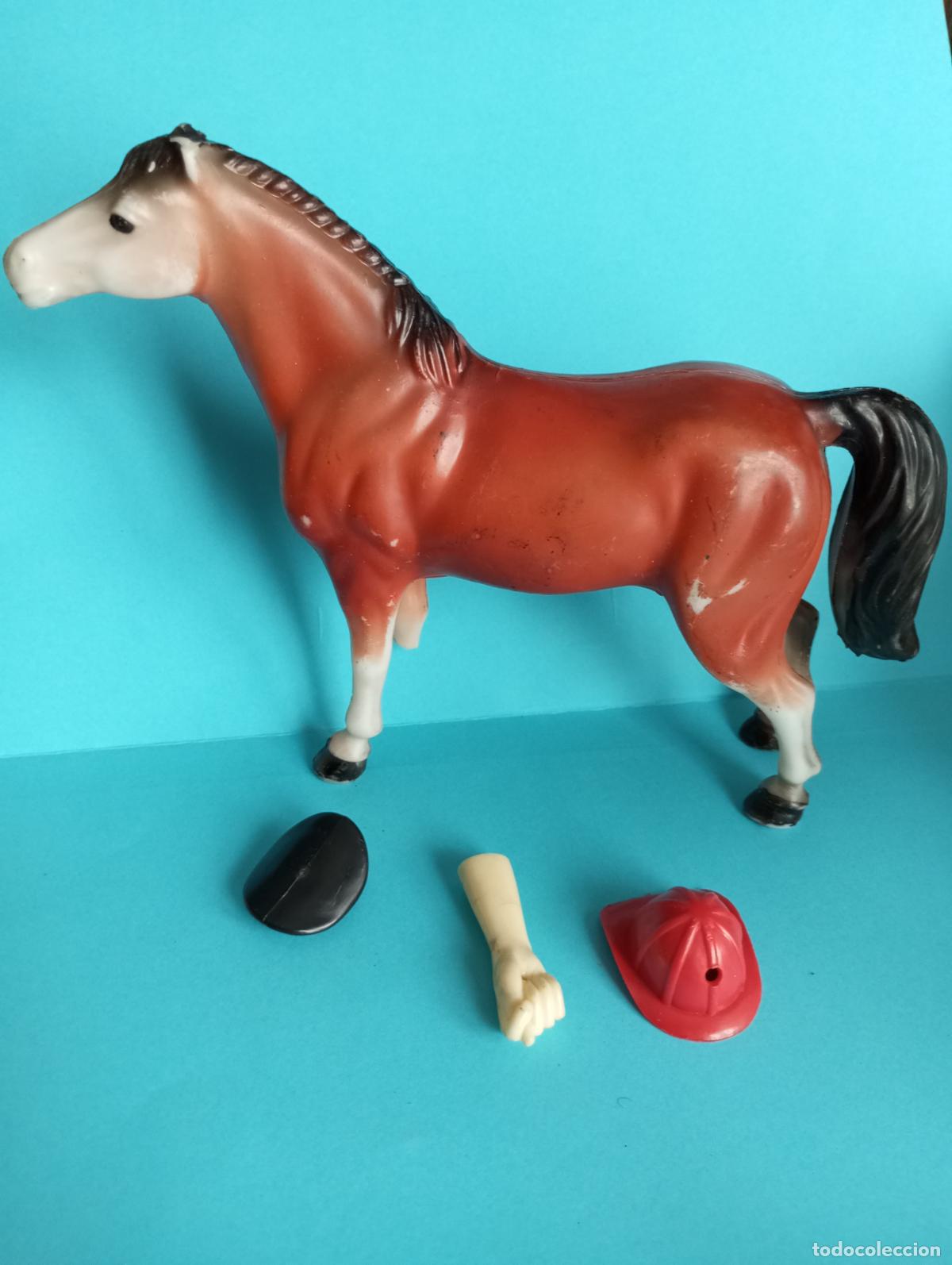 Madelman: caballo cojo escala madelm&aacute;n y otros
