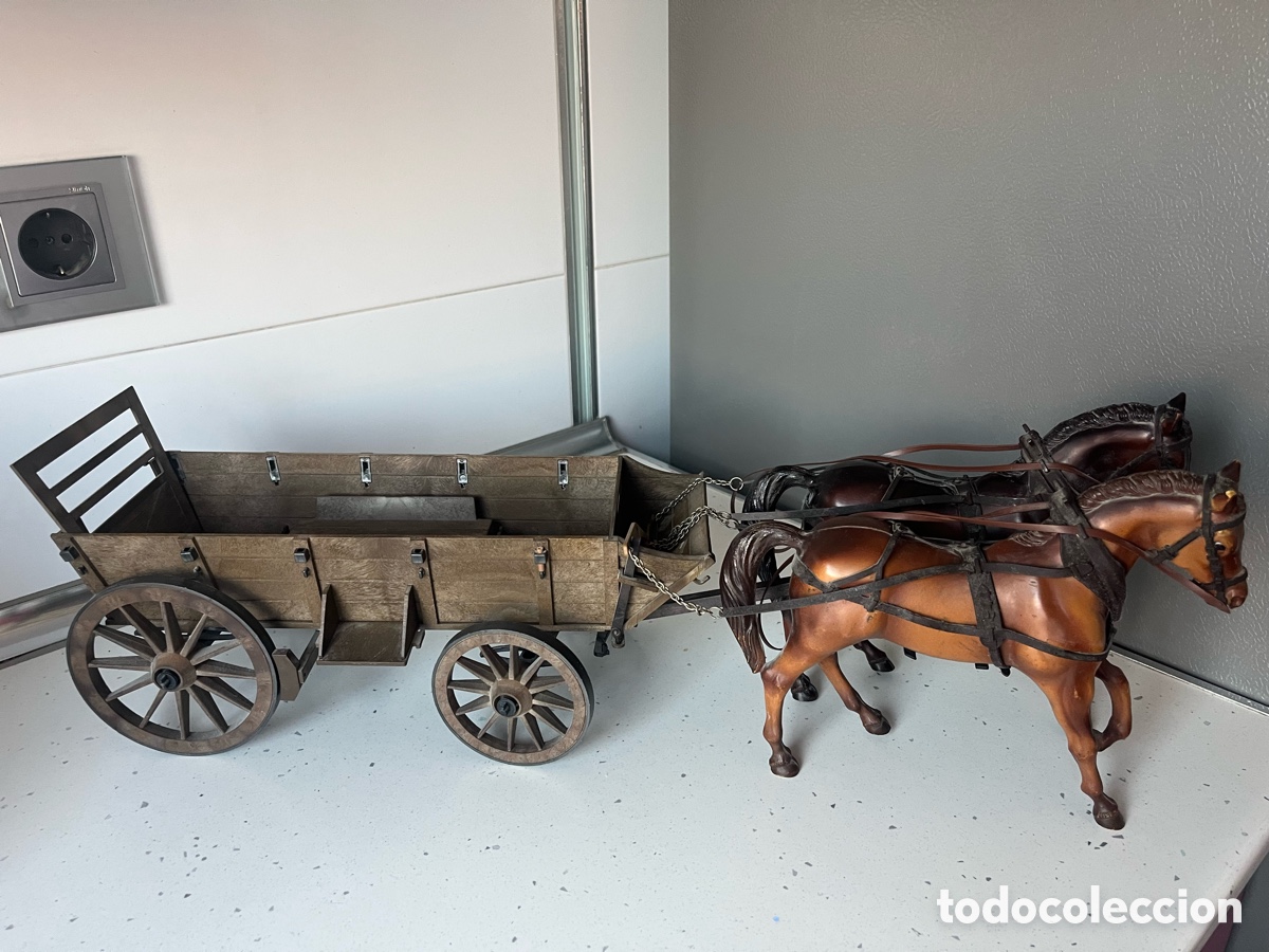 Madelman: Antigua carroza , carretilla con caballos madelman