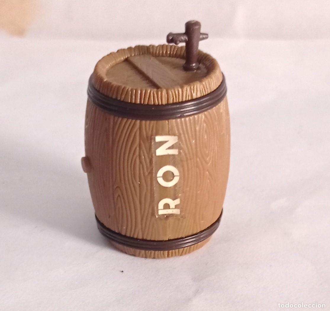 Madelman: BARRIL de RON serie piratas/oeste madelman ORIGINAL (10)