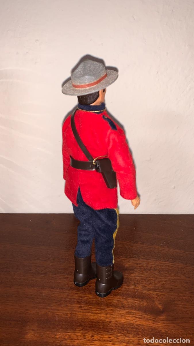 Madelman: Madelman polic&iacute;a montada Canad&aacute; original - Foto 2