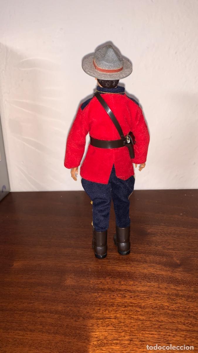 Madelman: Madelman polic&iacute;a montada Canad&aacute; original - Foto 3