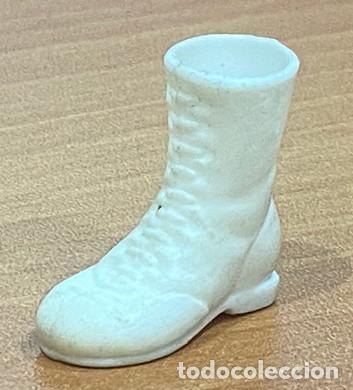 Madelman: MADELMAN ORIGINAL. BOTA IZQUIERDA BLANCA 1&ordf; ETAPA.